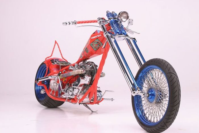 Custom chopper by Rick Fairless, Strokers Dallas