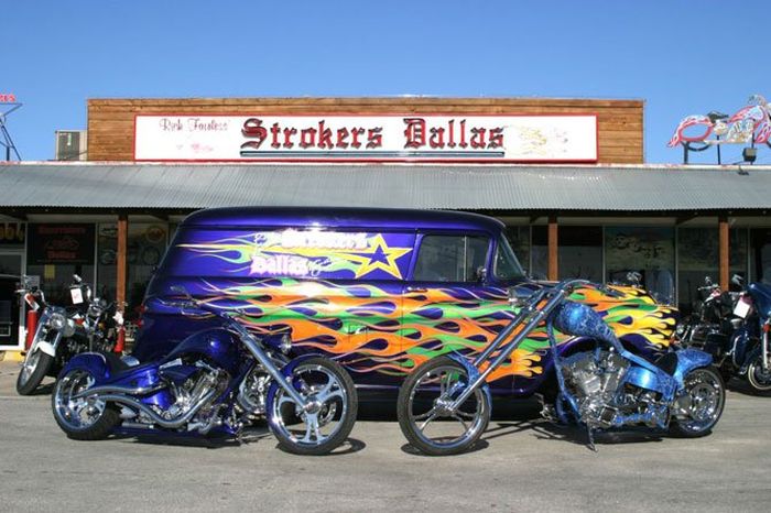 Custom chopper by Rick Fairless, Strokers Dallas
