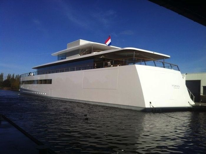 Steve Jobs' yacht Venus by Philippe Starck