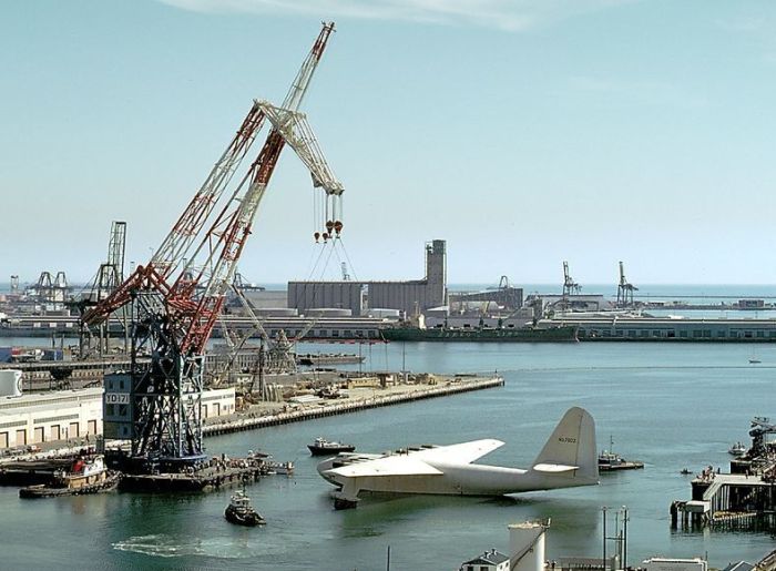 History: Spruce Goose, Hughes H-4 Hercules