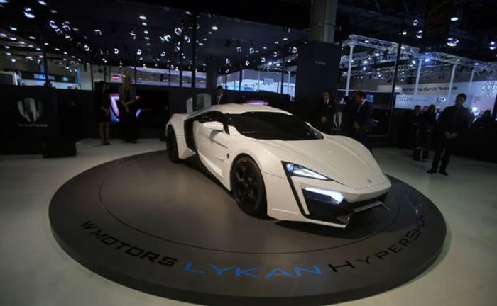 Lykan HyperSport by W Motors