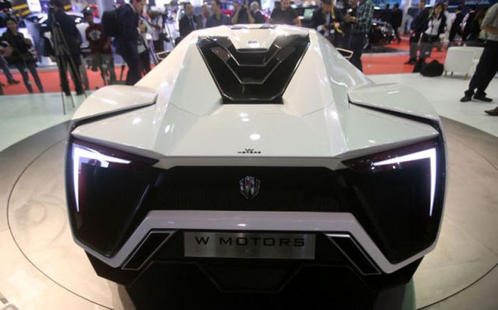 Lykan HyperSport by W Motors