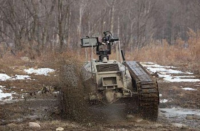 Ripsaw, unmanned light tank by Howe & Howe Technologies