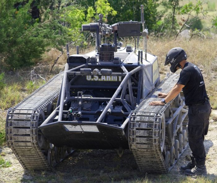 Ripsaw, unmanned light tank by Howe & Howe Technologies