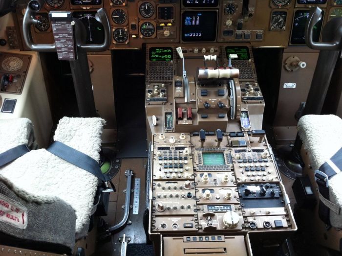 airplane cockpit