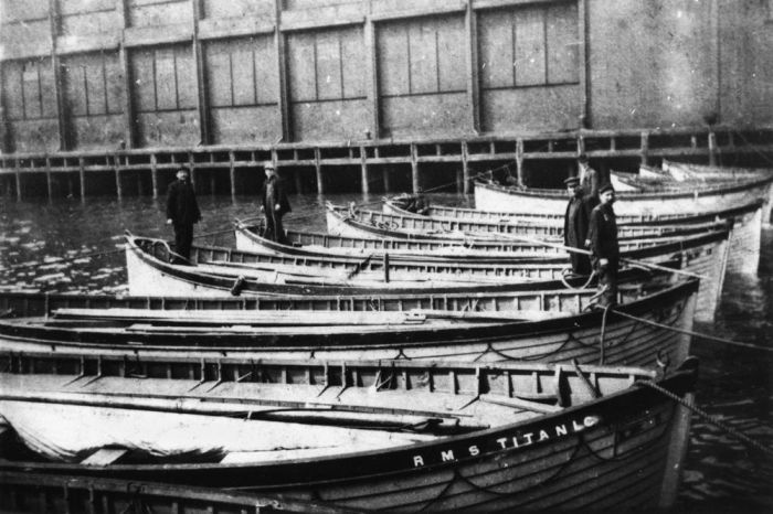 RMS Titanic passenger liner