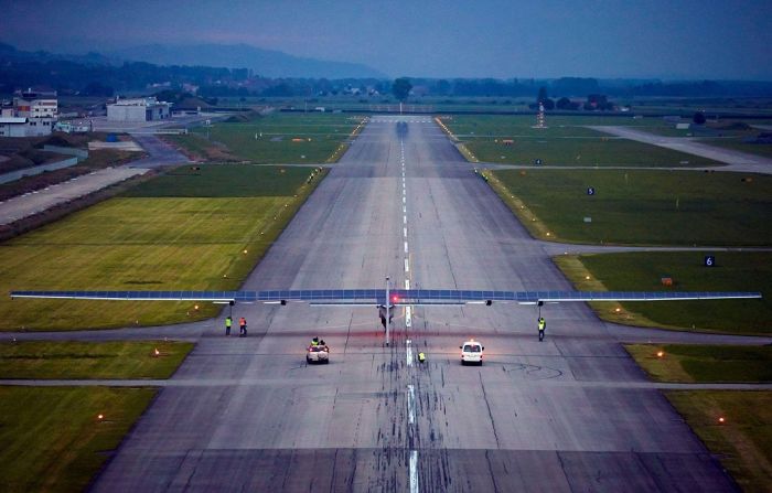 Solar Impulse 2 (HB-SIB)