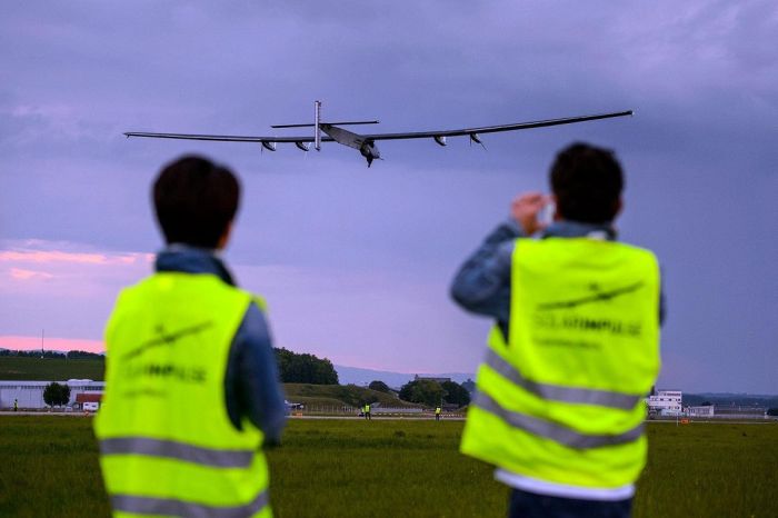 Solar Impulse 2 (HB-SIB)