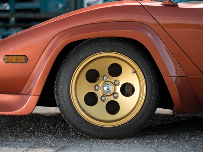 Lamborghini Countach LP 400S