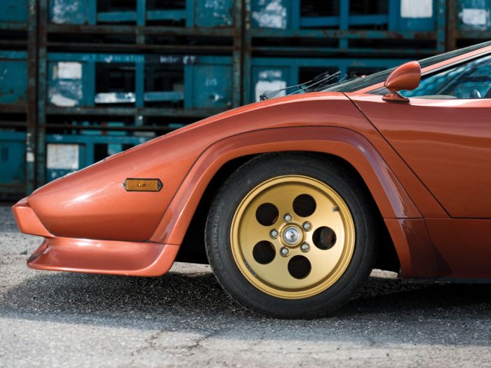 Lamborghini Countach LP 400S