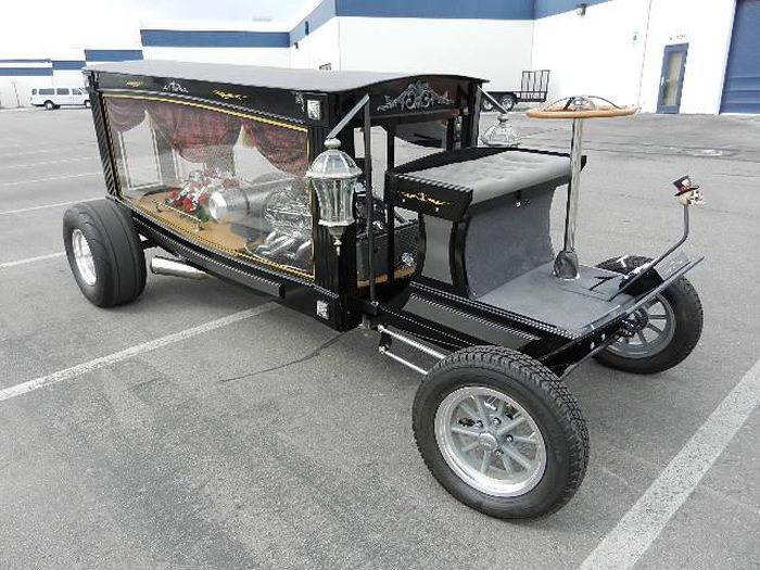 hearse funeral vehicle