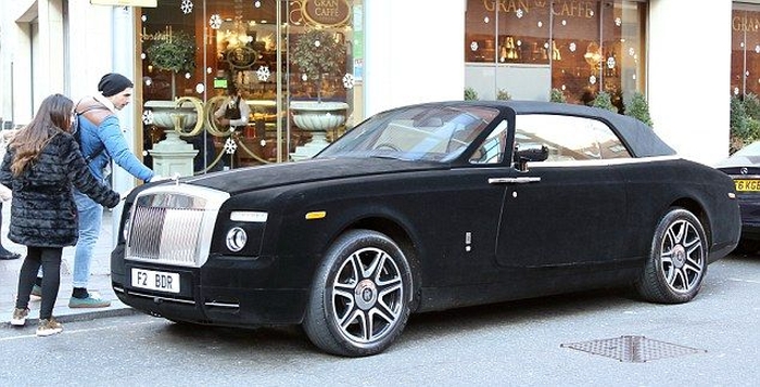 Rolls-Royce Phantom Drophead Coupé in velvet