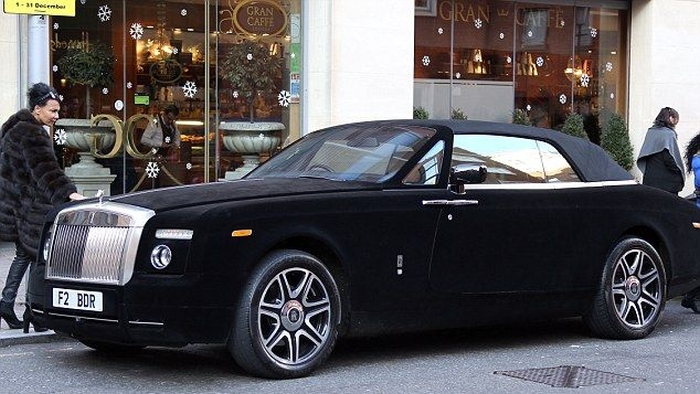 Rolls-Royce Phantom Drophead Coupé in velvet