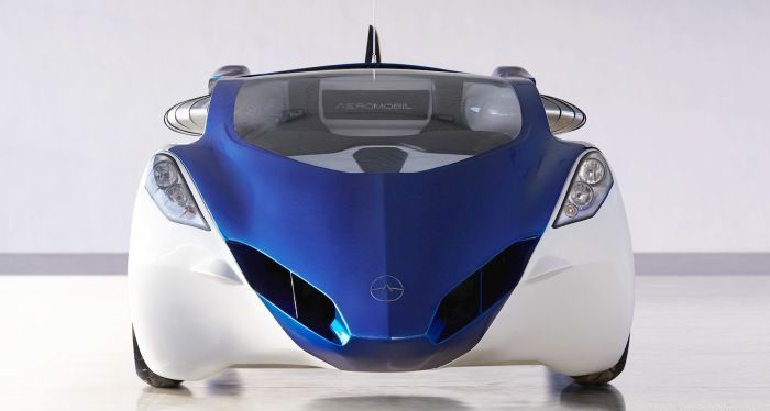 AeroMobil flying car