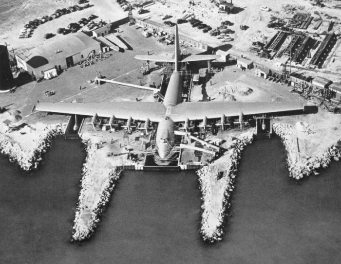 History: Spruce Goose, Hughes H-4 Hercules