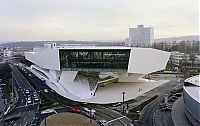 Transport: Porsche Museum in Stuttgart