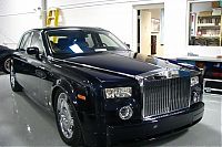 Transport: Garage of sultan from Michigan