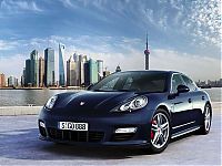 Transport: Porshe Panamera