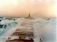 Transport: ship in a storm