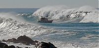 Transport: ship in a storm