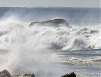 Transport: ship in a storm