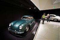 Transport: Porsche museum