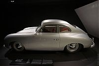 Transport: Porsche museum