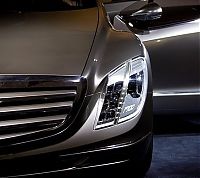 Transport: Mercedes Benz F700