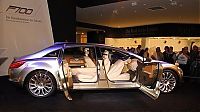 Transport: Mercedes Benz F700
