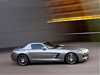 Transport: Mercedes-Benz SLS AMG