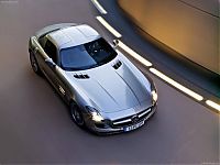 Transport: Mercedes-Benz SLS AMG