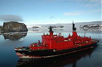 Transport: arctic vessels