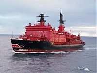 Transport: arctic vessels