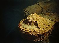 Transport: titanic shipwreck