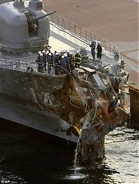 Transport: Self-Defense Force destroyer JS Kurama, Japan vs. civilian vessel Carina Star, South Korea