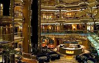 Transport: Brilliance of the Seas liner