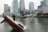 Transport: sinking boat transporter