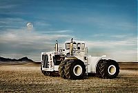 Transport: big bud 747, world's largest farm tractor