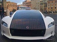 Transport: Taxi in Rome, Italy, Giugiaro Quaranta concept