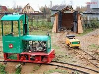 Transport: self-made ridable miniature railway