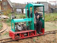Transport: self-made ridable miniature railway
