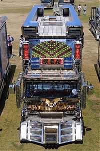 TopRq.com search results: Dekotora, Japanese trucks