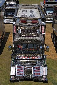 TopRq.com search results: Dekotora, Japanese trucks