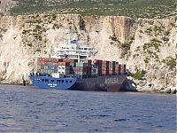 Transport: container ship accident