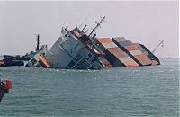 Transport: container ship accident