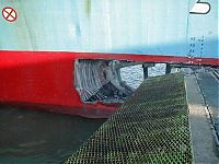 Transport: container ship accident