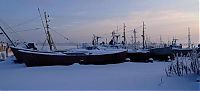 Transport: ships at winter