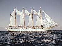 Transport: schooner sailing vessel