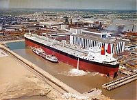 TopRq.com search results: construction of the batillus-class supertanker