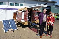 Transport: mobile cinema powered by the sun